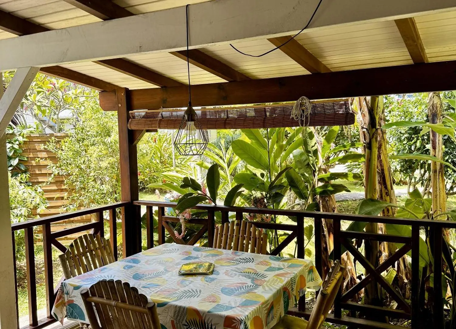 Baz Creole Villa Deshaies 0*,